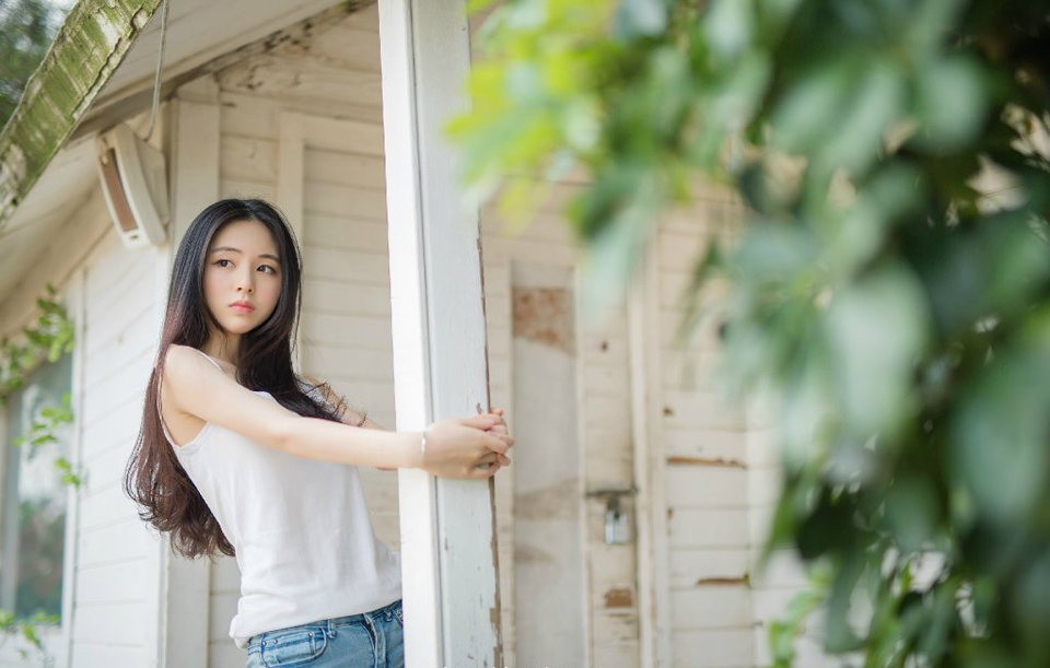 “退！退往夏口！”陈到咬了咬牙，此刻也只能退了，如果以柴桑大营的兵力来算，对方不可能在占据江夏，伏击自己的情况下，还有余力去夺取夏口，虽然眼下夏口已经成了一处死地，但除了夏口，他没有别的地方可退。